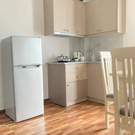 Rose 6 Apartment *